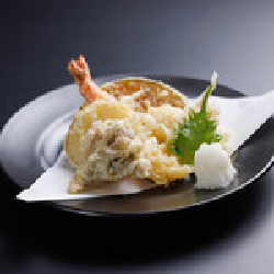 【札幌すすきのグルメ！旨味溢れる逸品を堪能！】 「天ぷら盛り合わせ5種」