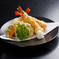 【札幌すすきのグルメ！旨味溢れる逸品を堪能！】 「海老天盛り」